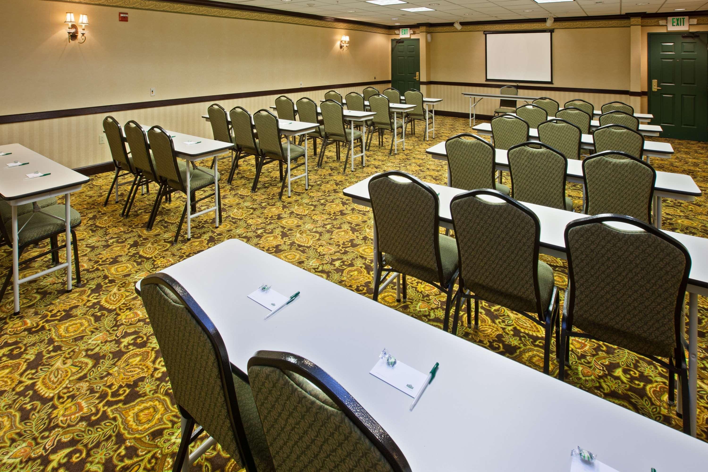 Wingate By Wyndham Youngstown - Austintown Экстерьер фото